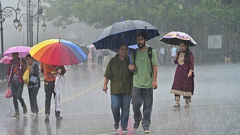दक्षिण बंगाल में मॉनसून ने दी दस्तक, 8 जिलों में अलर्ट