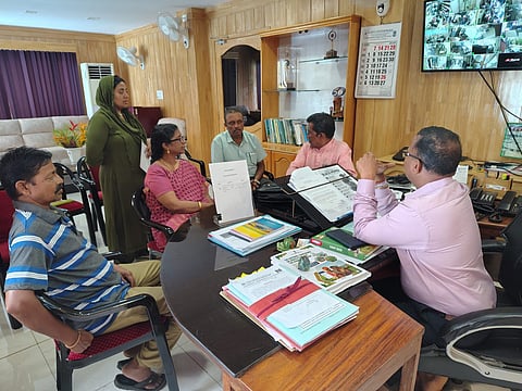 हरिनगर प्रधान ने कृषि निदेशक से मुलाकात कर किसानों की प्रमुख समस्याएं उठाईं