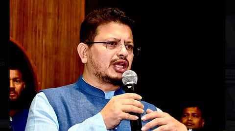 बागी सांसदों का दावा; लोकसभा अध्यक्ष से करेंगे ‘असली TMC’ की मान्यता की मांग
