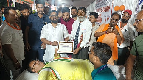रक्तदान मानवता सेवा का सबसे अच्छा माध्यम है : कृष्णेंदु मुखर्जी