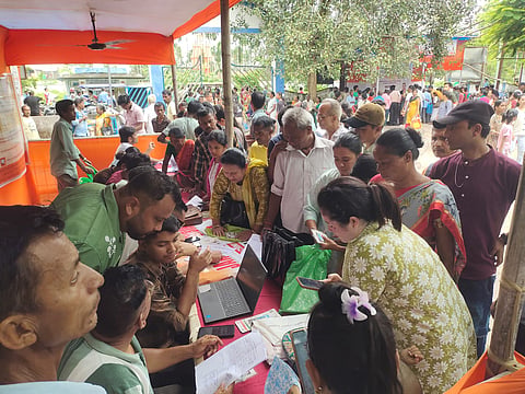 अलीपुरदुआर में जनकल्याण शिविरों में उमड़ी भारी भीड़

