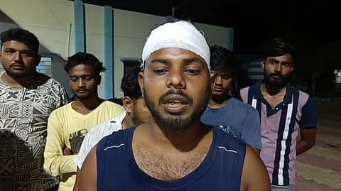 घटना की जानकारी देता पीड़ित अरूप घोष 
