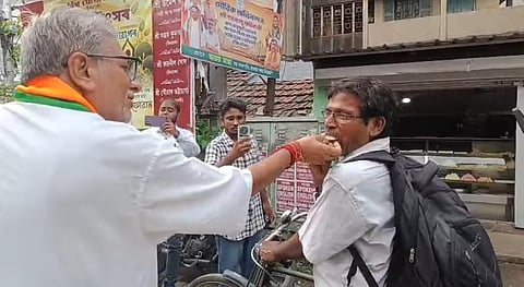 Howrah BJP Celebrates West Bengal Kalpataru Budget by Distributing Sweets