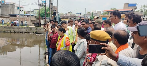 आसनसोल को डूबने से बचाने के लिए विशेष अभियान प्रारंभ