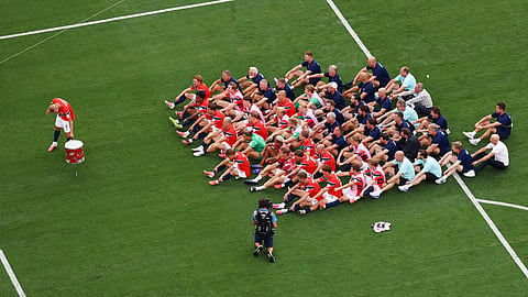 FIFA World Cup : दुनियाभर में छा गया नॉर्वे का ‘वाइकिंग रो’ अंदाज 