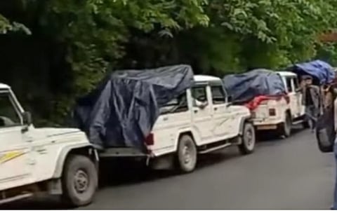 
मणिपुर में हाईवे बाधित, सप्लाई संकट गहराया