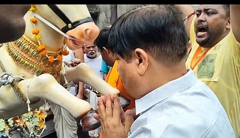 मंत्री अर्जुन सिंह ने खींची आतपुर के पारंपरिक रथ की रस्सी
