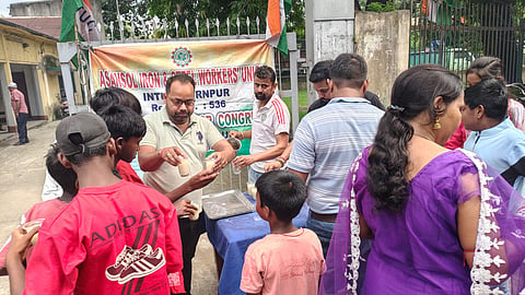 इंटक ने लगाया रथयात्रा पर सेवा शिविर
