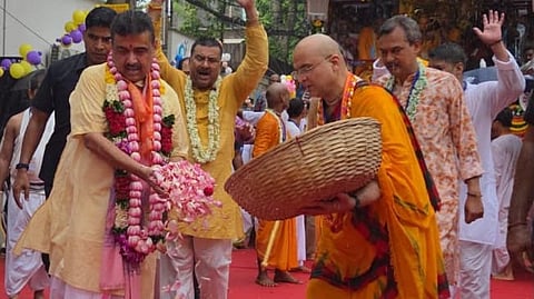 रथ यात्रा में शामिल हुए सीएम शुभेंदु अधिकारी