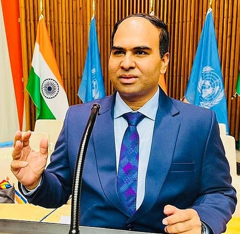 सफलता केवल व्यक्तिगत उपलब्धियों तक सीमित नहीं होनी चाहिए
