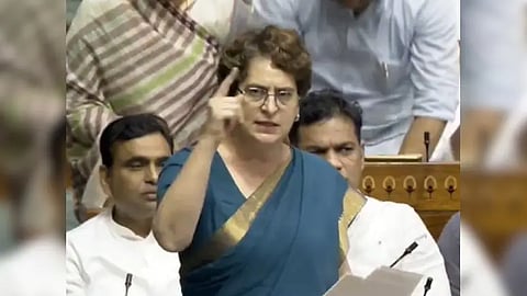 छात्रों पर पेलेट गन चलाने का आदेश किसने दिया? क्या वे आतंकी थे? प्रियंका गांधी ने उठाया सवाल 