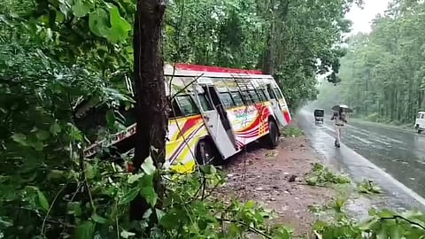 दुर्घटना बस 