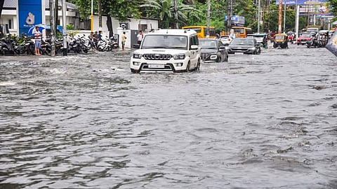 कोलकाता समेत पूरे राज्य में बारिश का अलर्ट जारी