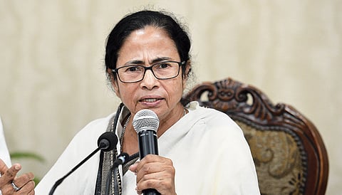 समितियों में उपेक्षा पर स्पीकर से शिकायत करेगा ममता गुट