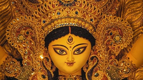 दुर्गापूजा की तैयारियां धीरे-धीरे जोर पकड़ी  