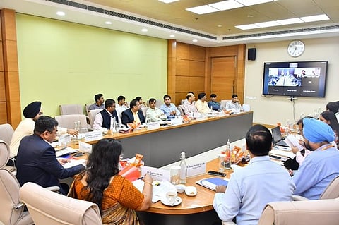 बैठक में दोनों देशों के वाणिज्य एवं उद्योग मंत्रालयों, सीमा शुल्क विभागों, नियामकीय प्राधिकरणों और राजनयिक मिशनों के वरिष्ठ अधिकारियों ने हिस्सा लिया।
