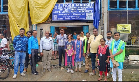 केएमसी की टीम अभियान चलाते हुए
