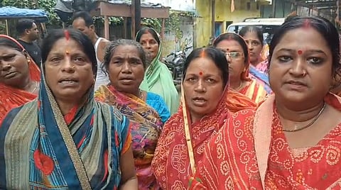 कुल्टी 12 नंबर लोको लाइन इलाके में पानी को लेकर मचा हाहाकार