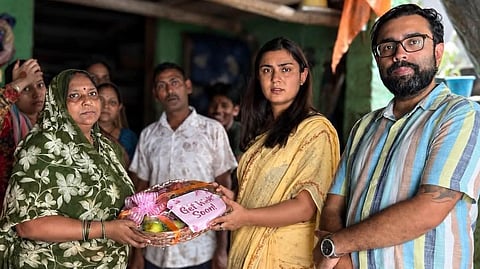 HMC Commissioner Reviews Health Preparedness and Meets Dengue Patients in Howrah