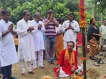 कालियागंज में जंगल के बीच सजेगा ‘भूतों का साम्राज्य’

