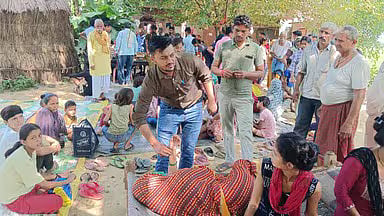 
प्रसाद खाने से 50 से अधिक लोग बीमार