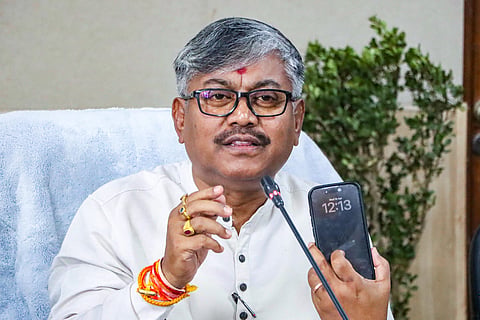 हिंसा को शांति की राह में बाधा नहीं बनने देंगे: गृह मंत्री