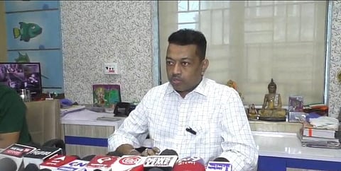 Subhranshu Roy Hopes Missing Wife Reached China Border After Nepal Disaster