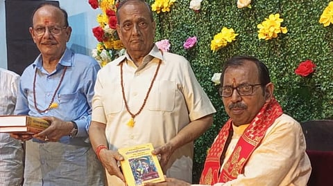 राम कथा बाधाऐं दूर करती हैं : पुरुषोत्तम तिवारी