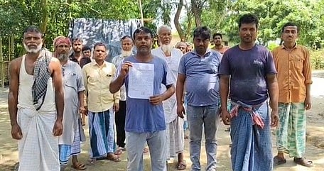 सर्वे के नाम पर रुपये मांगने का आरोप, विरोध करने पर मारपीट