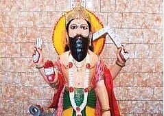 Vishwakarma Puja Celebrated at Historic Salkia Temple in Howrah