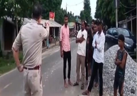 Police warned the people stock construction materials on the road