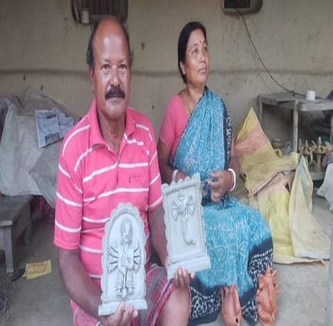 कुनोर की मिट्टी की दुर्गा अब कोलकाता की नामी पूजा में