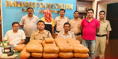  पूर्व मिदनापुर जिले की रामनगर पुलिस द्वारा पकड़ा गया गांजा 