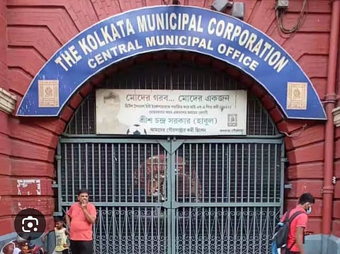 दुर्गापूजा के दौरान ईएम बाइपास पर होर्डिंग प्रदर्शित करने की अनुमति
