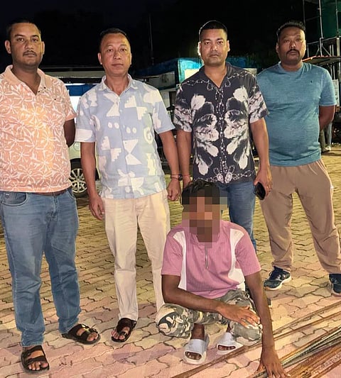 छह लोहे की रॉड चोरी, पुलिस ने आरोपी को दबोचा