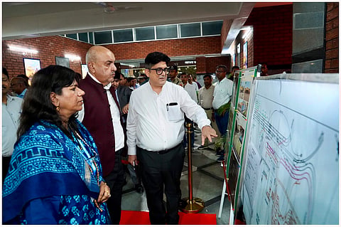 डानकुनि स्टेशन के पुनर्विकास कार्यों की समीक्षा, यात्री सुविधाओं में तेजी लाने पर जोर