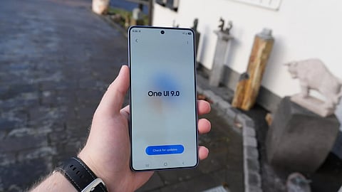 Samsung Galaxy S26 Ultra पर One UI 9 के साथ स्मार्टफोन एक्सपीरियंस हुआ और भी AI-पावर्ड और पर्सनलाइज्ड।