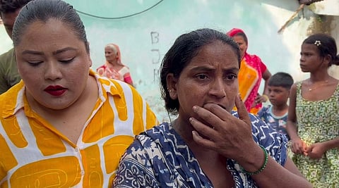 हेमंत बसु कॉलोनी में महिला गिरफ्तार