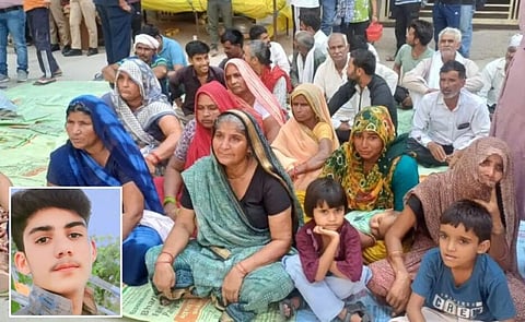 परिजनों का हंगामा