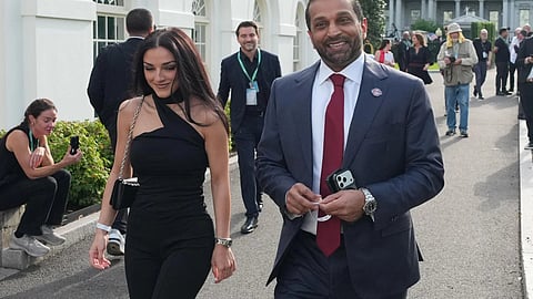 FBI Director gets engaged to singer Alexis