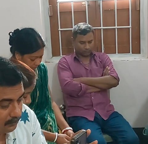 अवैध आधार बनाने वाले गिरोह का पर्दाफाश
