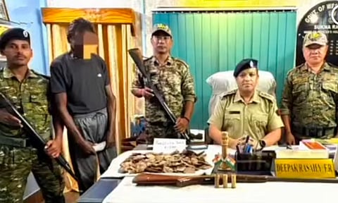 बंदूक-कारतूस संग पैंगोलिन शल्क बरामद
