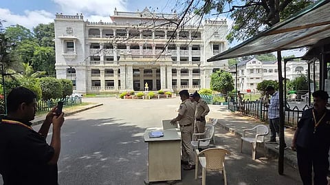 कर्नाटक लोक सेवा आयोग का परिसर