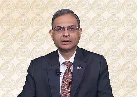 अगस्त में ईंधन महंगाई भी बढ़ी, जिसका एक कारण प्रतिकूल आधार प्रभाव रहा।