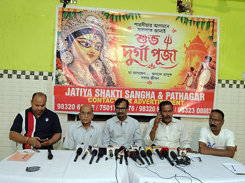 मीनाक्षी अम्मन मंदिर की तर्ज पर पंडाल