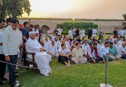I.N.D.I.A_at_rajghat