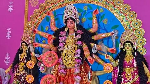 मां दुर्गा की प्रतिमा 