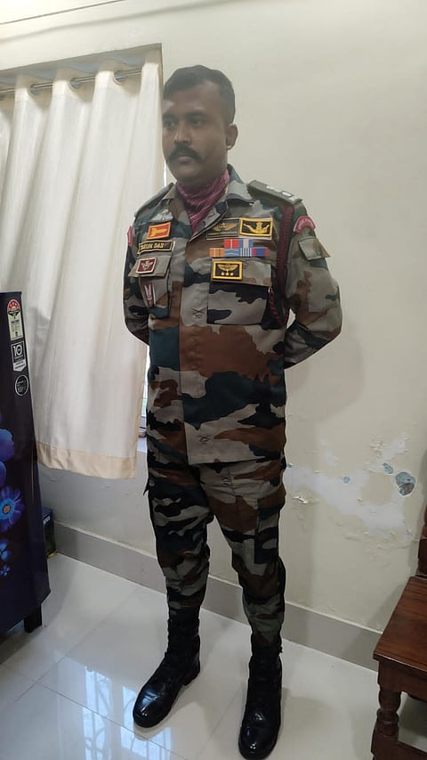 अभियुक्त फर्जी सेना अधिकारी 