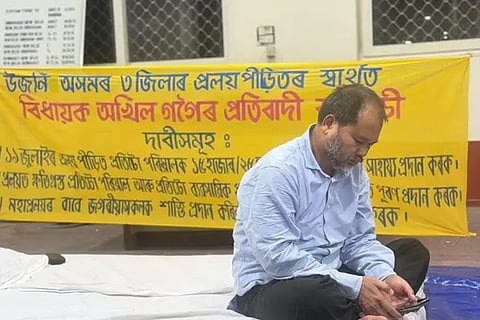 बाढ़ राहत सूची सार्वजनिक करने से असम सरकार का इनकार