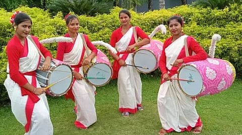 Women Dhakis of Bengal Charm Puja Pandals Nationwide with Unique Beats and Skill